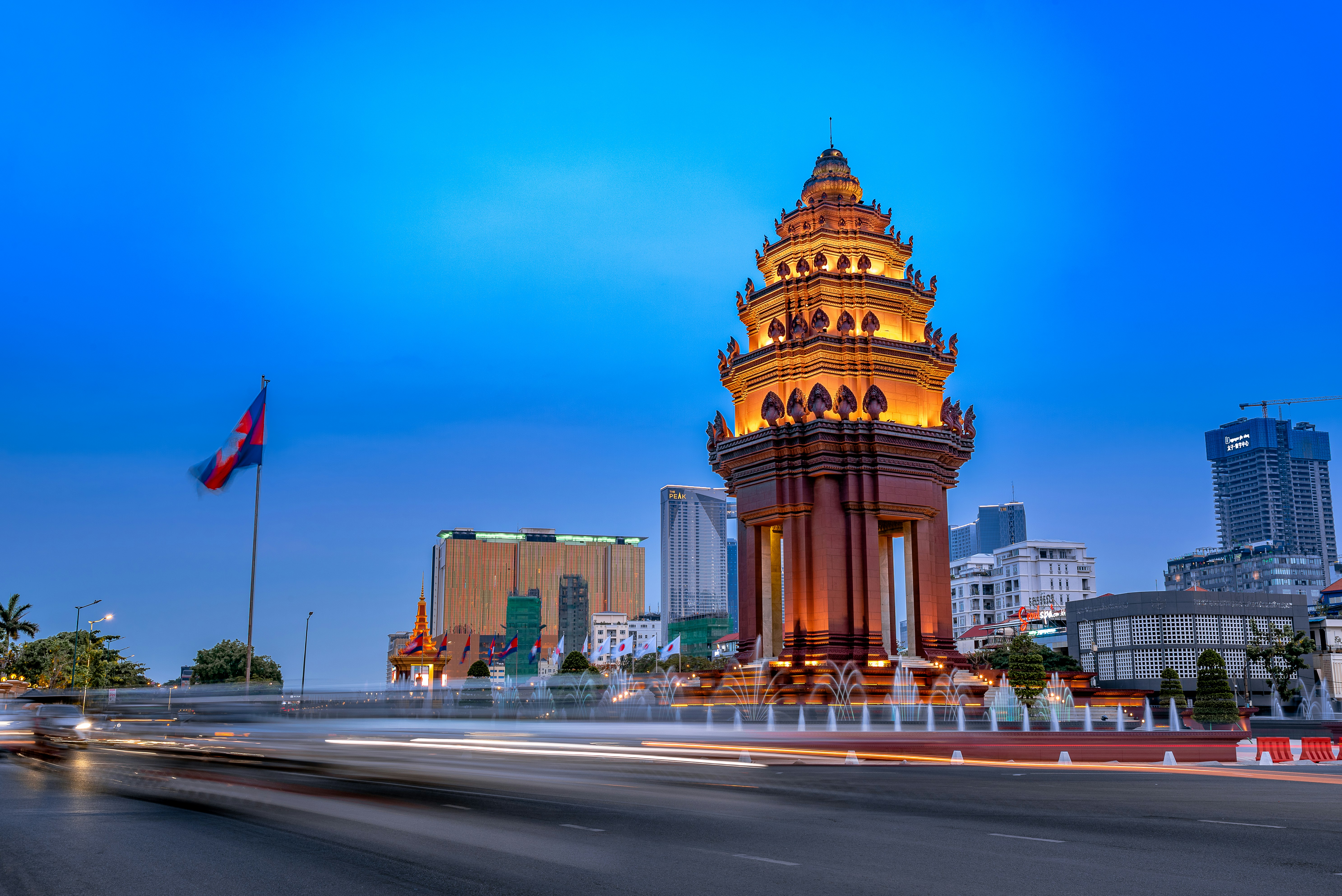 Royal Palace & Silver Pagoda